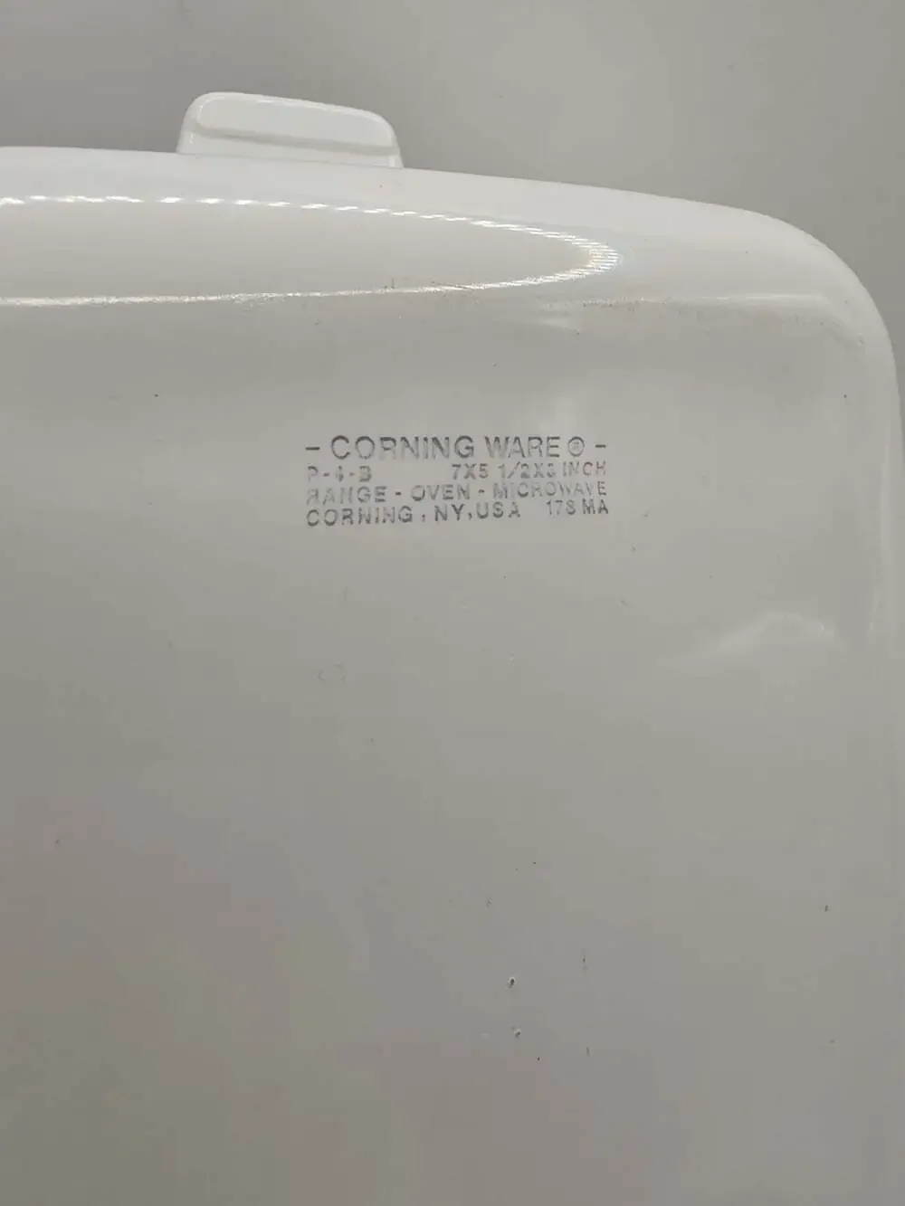 Nice- 1.5 Quart Corning Ware Spice of Life P-4-B Dish w Lid Rectangular
